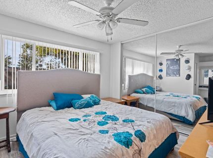 7025 Woodrick Way, Sacramento, CA 95842 Photo