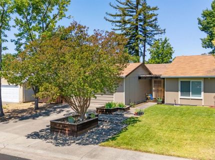7025 Woodrick Way, Sacramento, CA 95842 Photo
