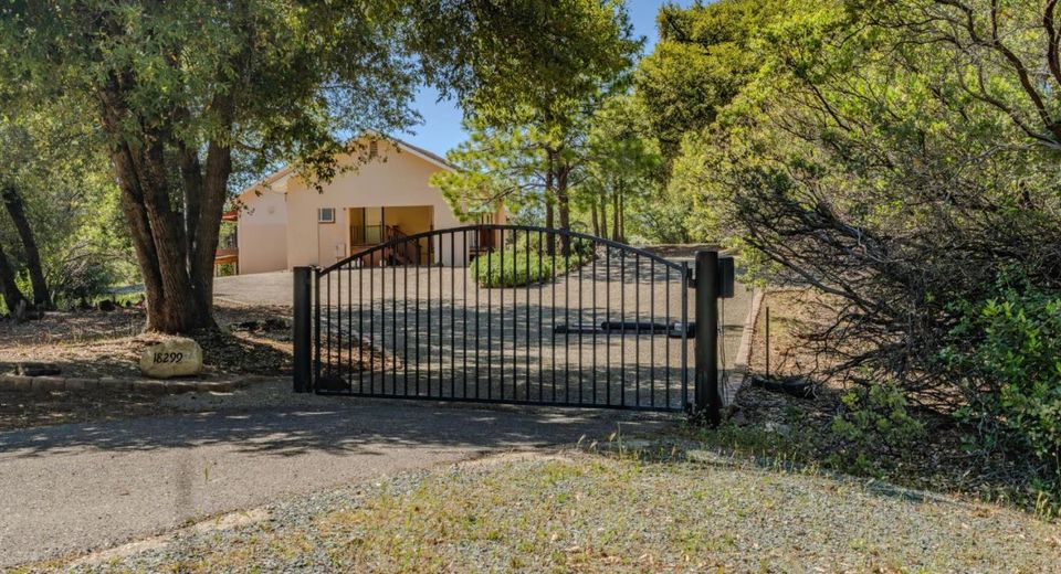 18299 W Clinton Road, Jackson, CA 95642 Photo
