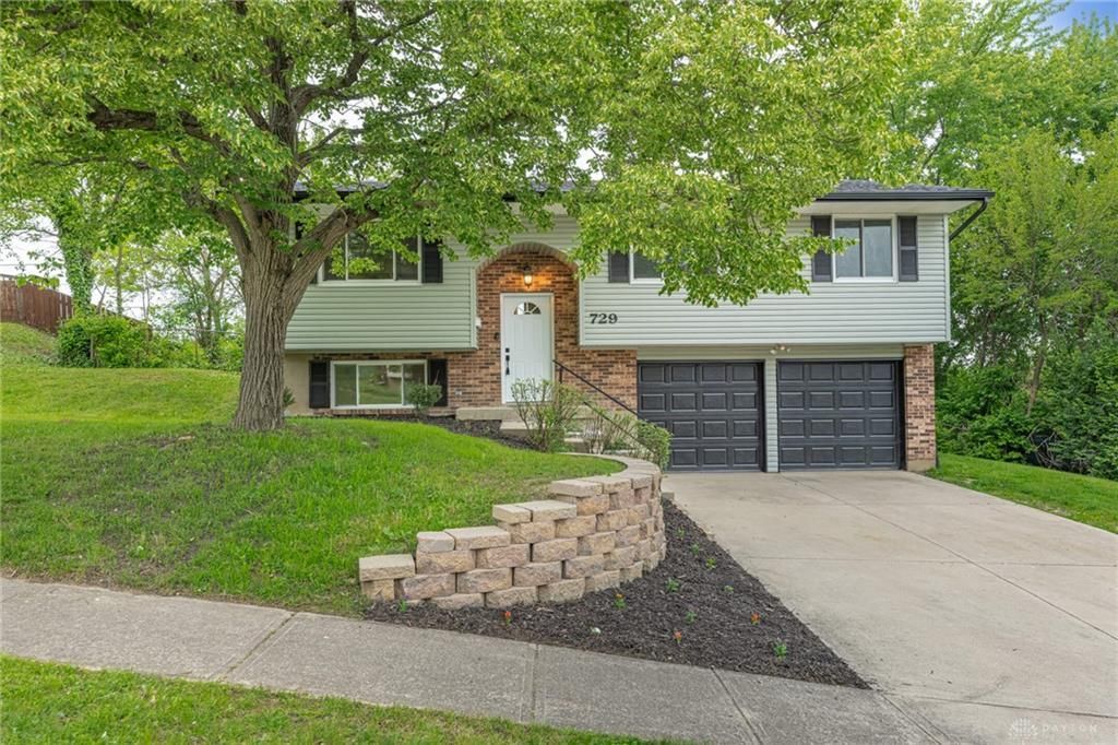 729 N Lindsey Avenue, Miamisburg, OH 45342 Main Photo