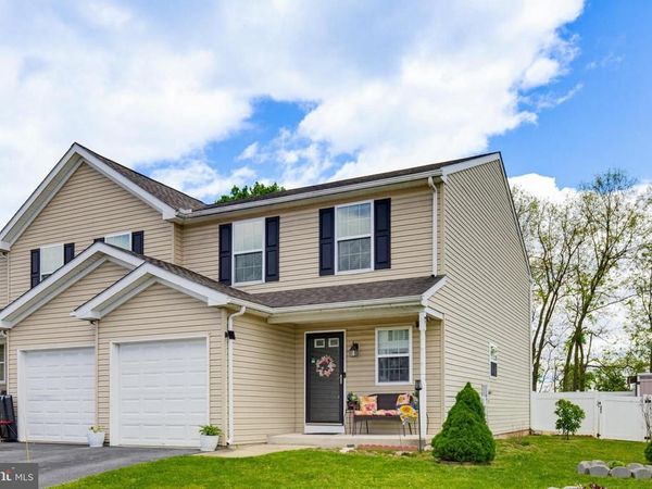 1470 MATTHEW DRIVE, YORK, PA 17404