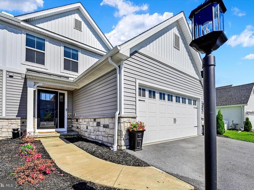 53 Long Bend Drive, Carlisle, PA 17015 Main Photo