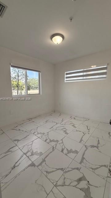 811 E 52nd St, Unit 102, Hialeah, FL 33013 Photo