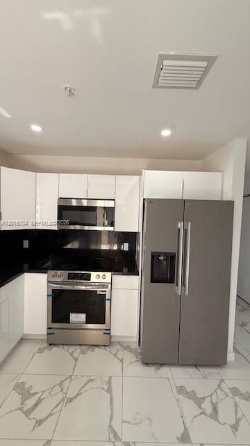811 E 52nd St, Unit 102, Hialeah, FL 33013 Photo