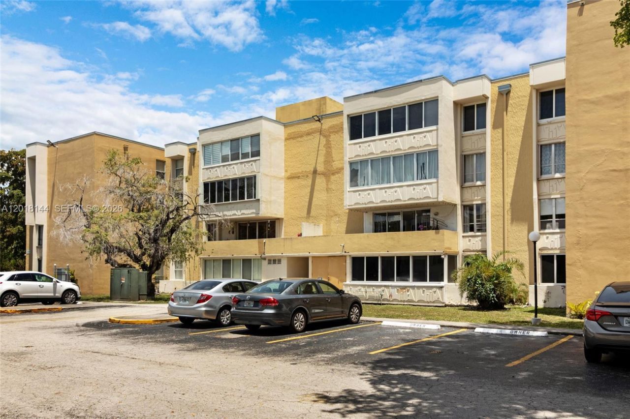 6841 SW 147th Ave , Unit 1D, Miami, FL 33193 Photo