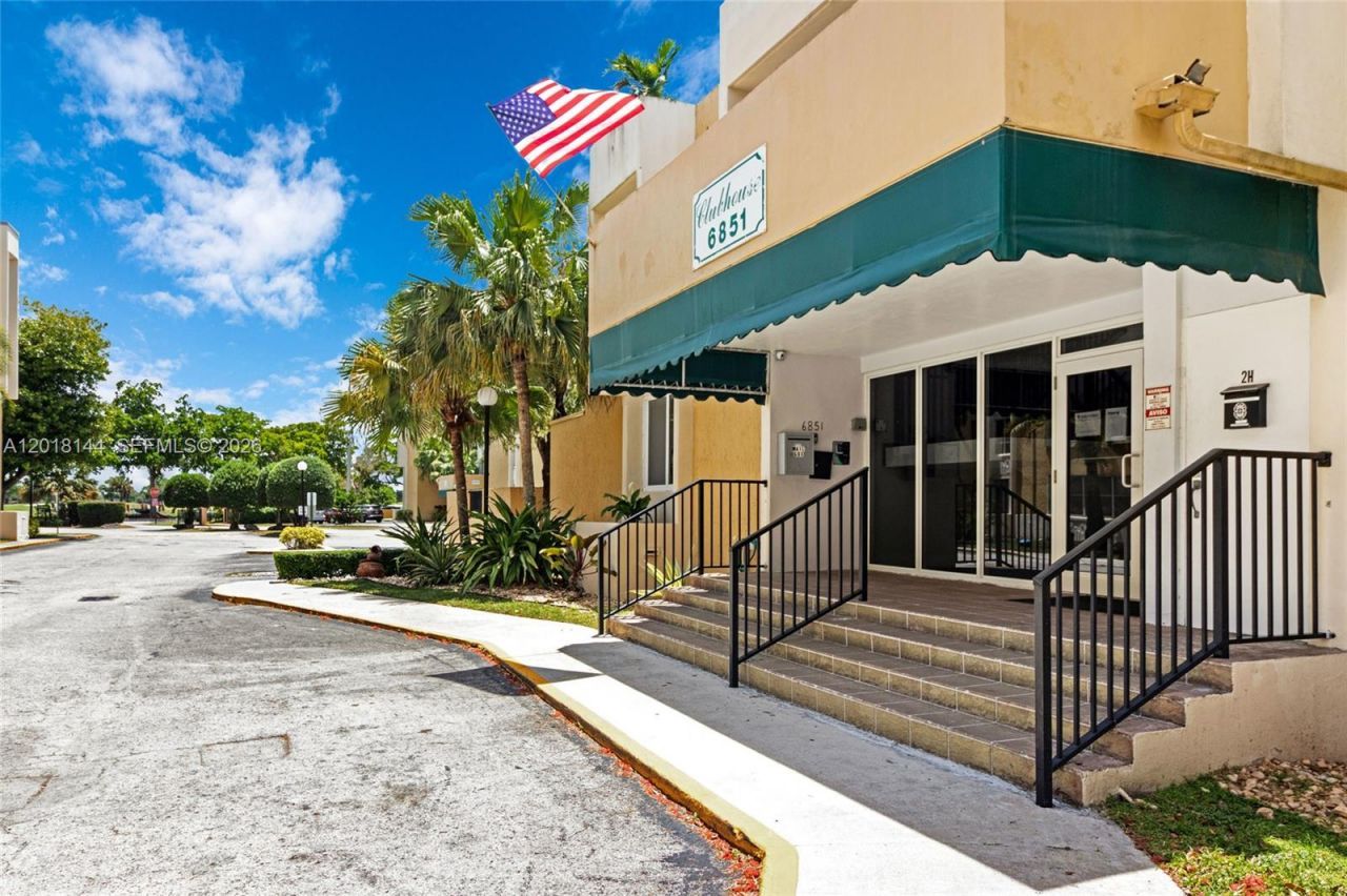 6841 SW 147th Ave , Unit 1D, Miami, FL 33193 Photo