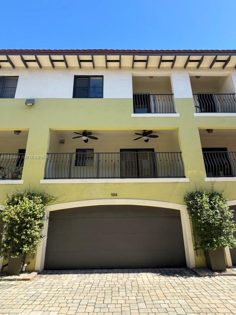 3204 Bird Ave, Unit 104, Miami, FL 33133 Photo