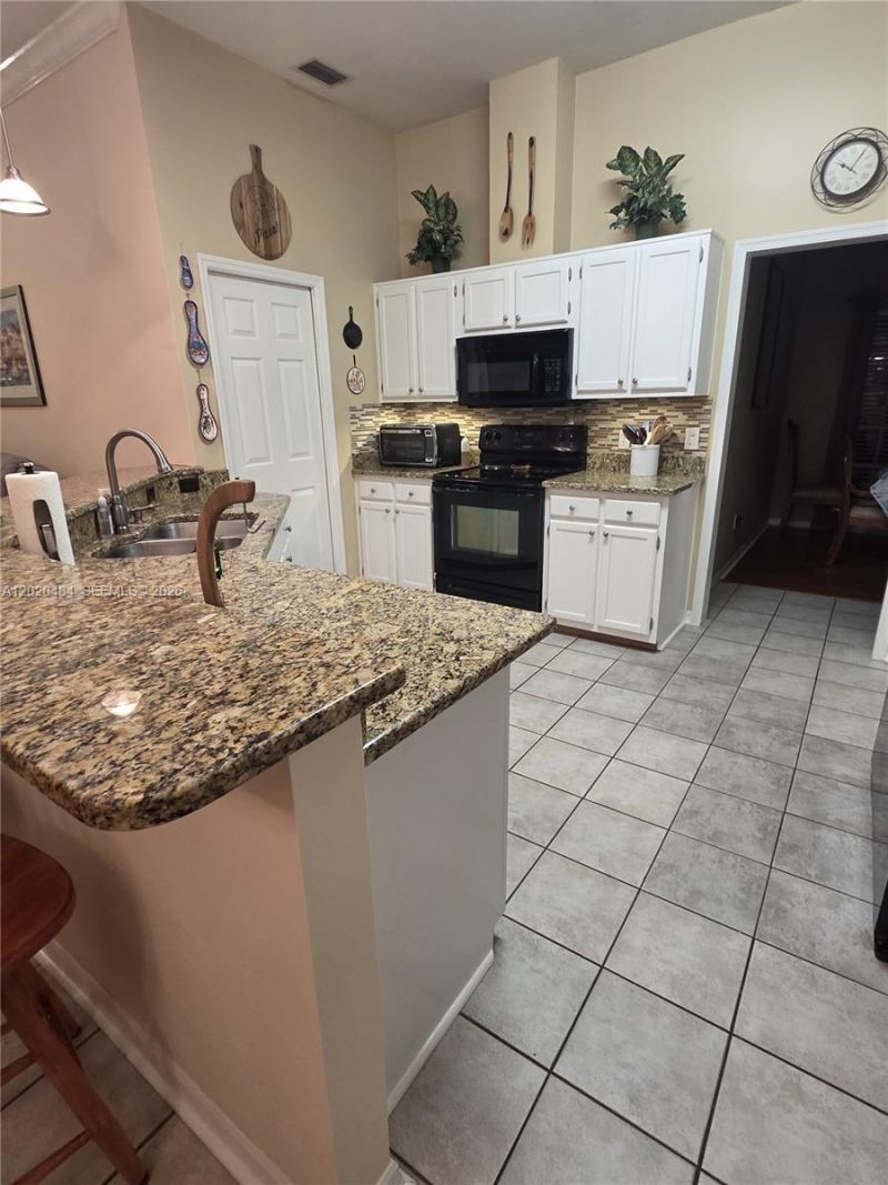 9906 SW 42nd Rd , Gainesville, FL 32608 Photo