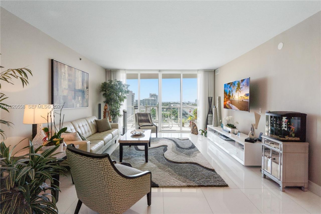 1819 SE 17th St, Unit 1008, Fort Lauderdale, FL 33316 Photo