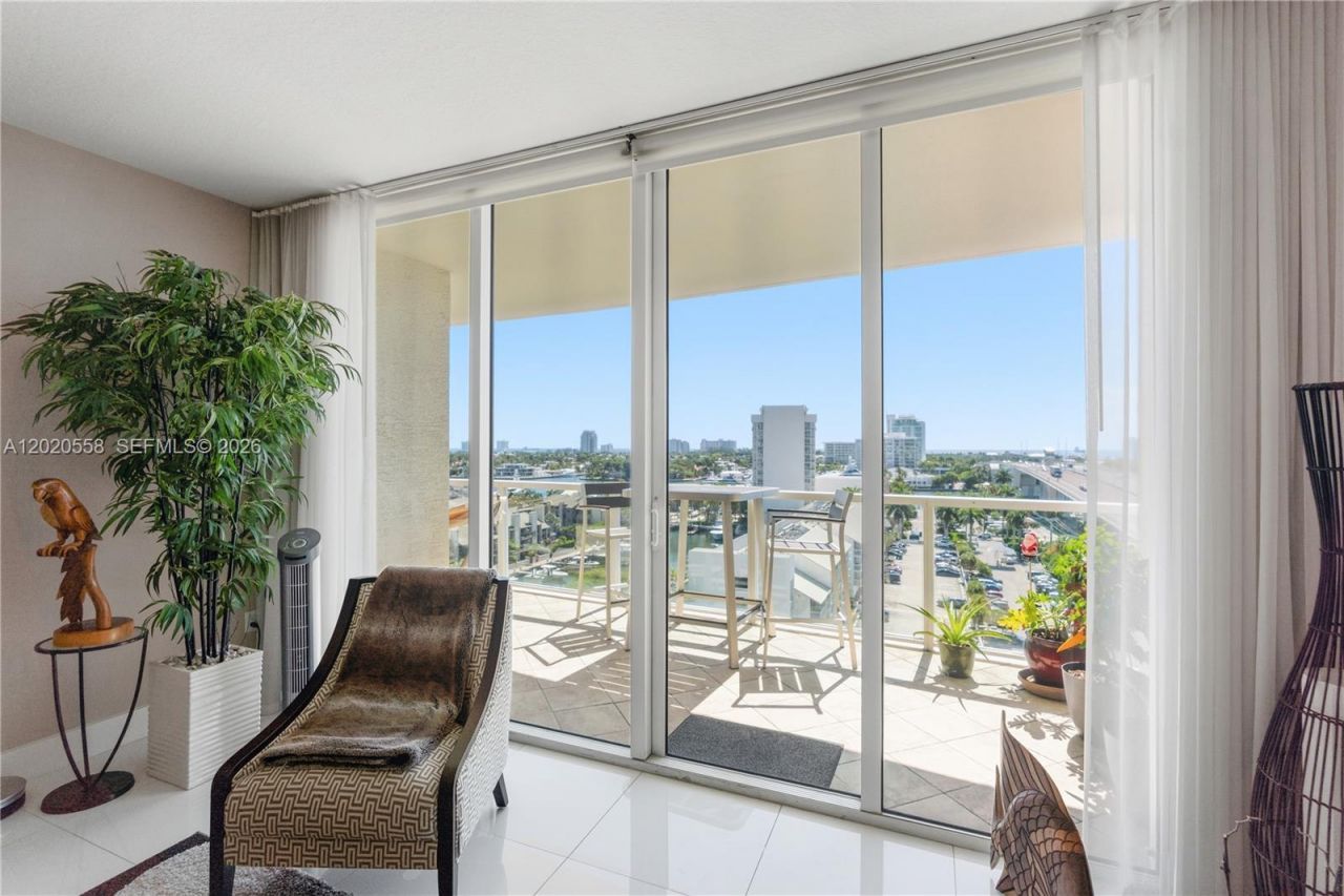 1819 SE 17th St, Unit 1008, Fort Lauderdale, FL 33316 Photo