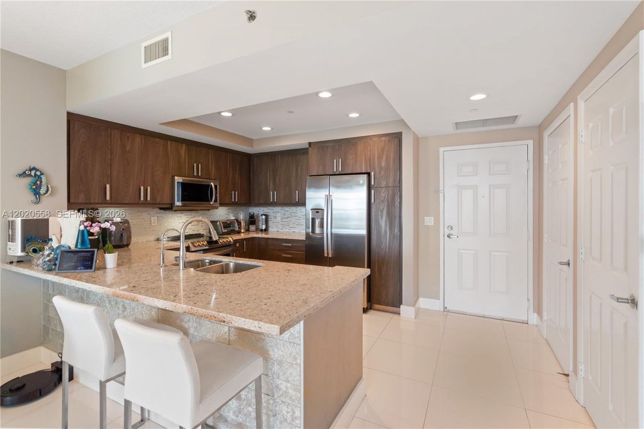 1819 SE 17th St, Unit 1008, Fort Lauderdale, FL 33316 Photo