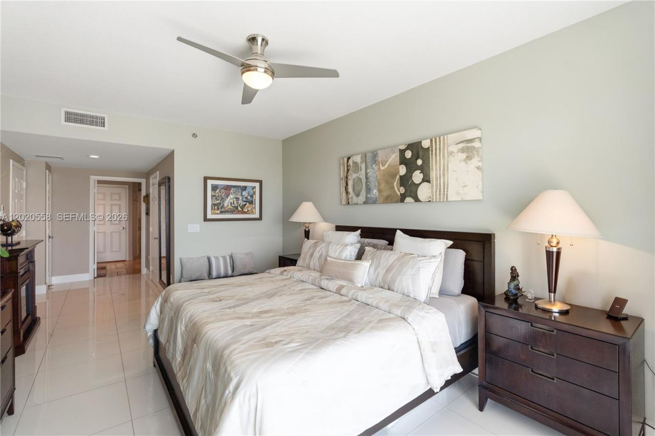 1819 SE 17th St, Unit 1008, Fort Lauderdale, FL 33316 Photo