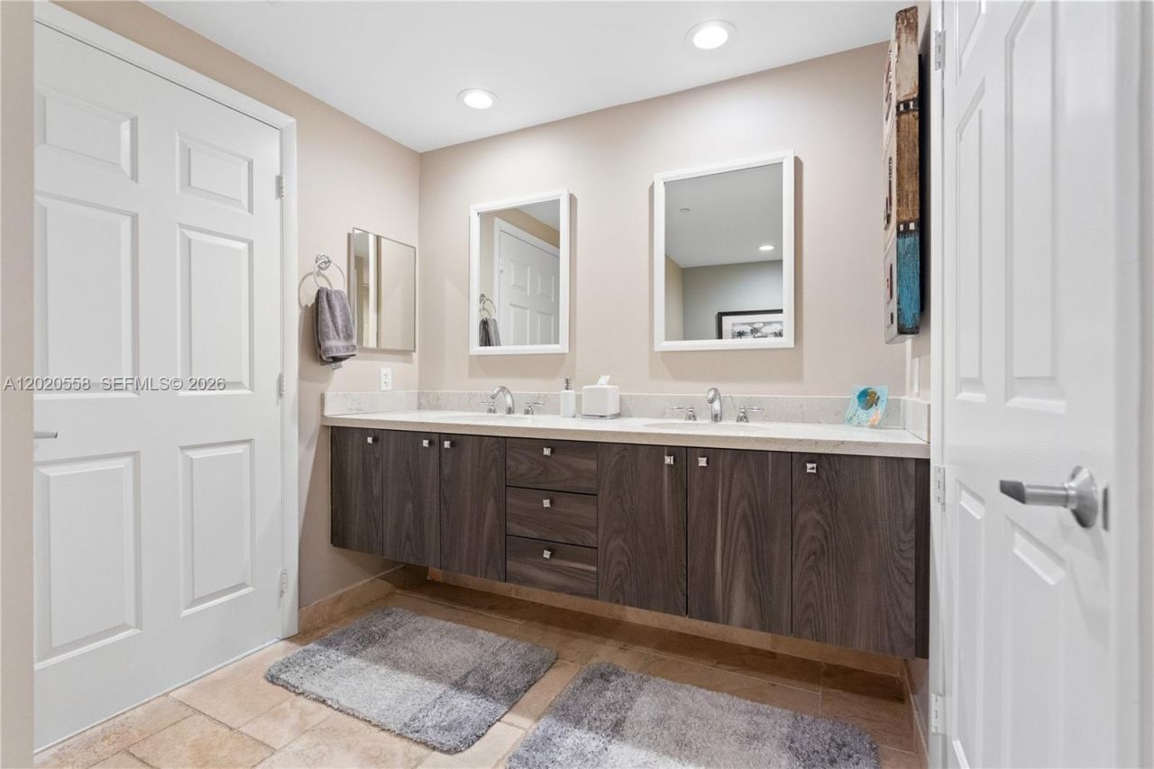 1819 SE 17th St, Unit 1008, Fort Lauderdale, FL 33316 Photo