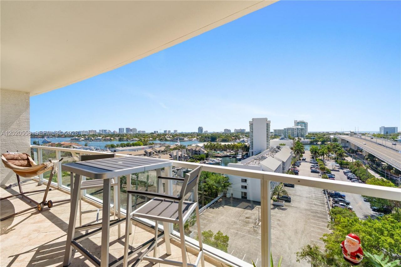 1819 SE 17th St, Unit 1008, Fort Lauderdale, FL 33316 Photo