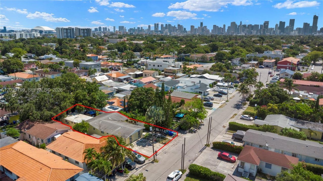 2275 SW 15th St , Miami, FL 33145 Photo