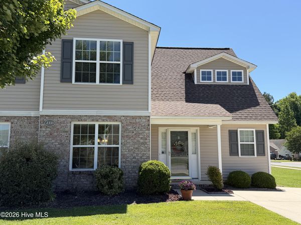 2333 Sadler Drive , Unit B, Winterville, NC 28590