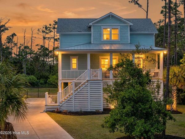 614 Marsh Grass Court, Southport, NC 28461