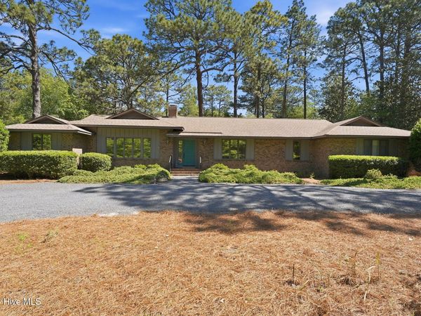 370 Donald Ross Drive , Pinehurst, NC 28374