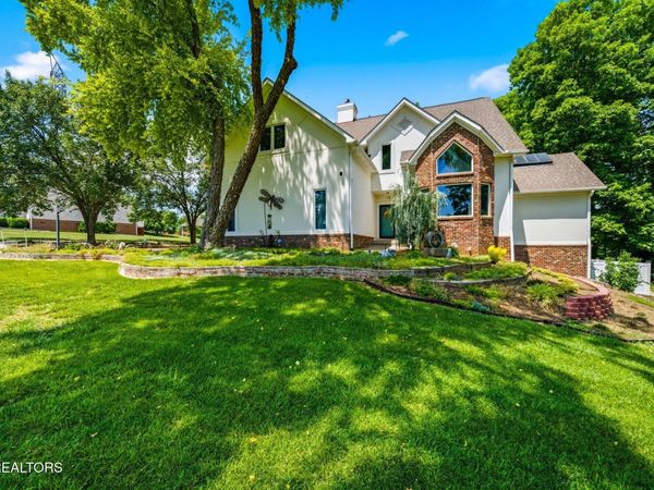 5532 Kesterbrooke Blvd, Knoxville, TN 37918