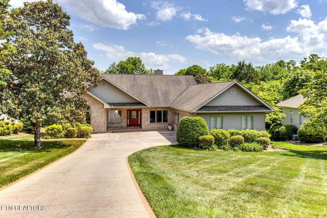 110 Kiowa Way, Loudon, TN 37774 Main Photo