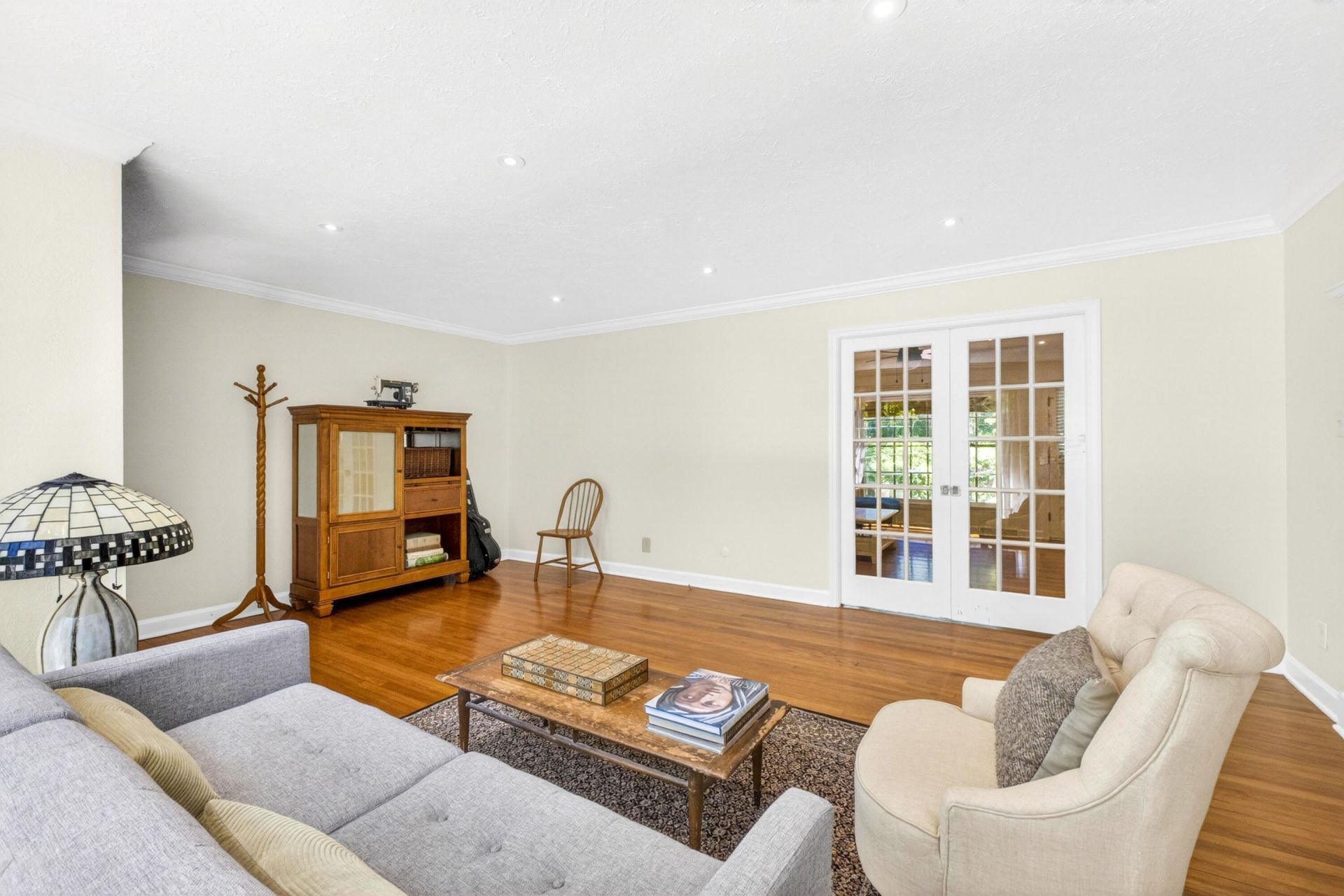 455 Lydia Drive Photo 10