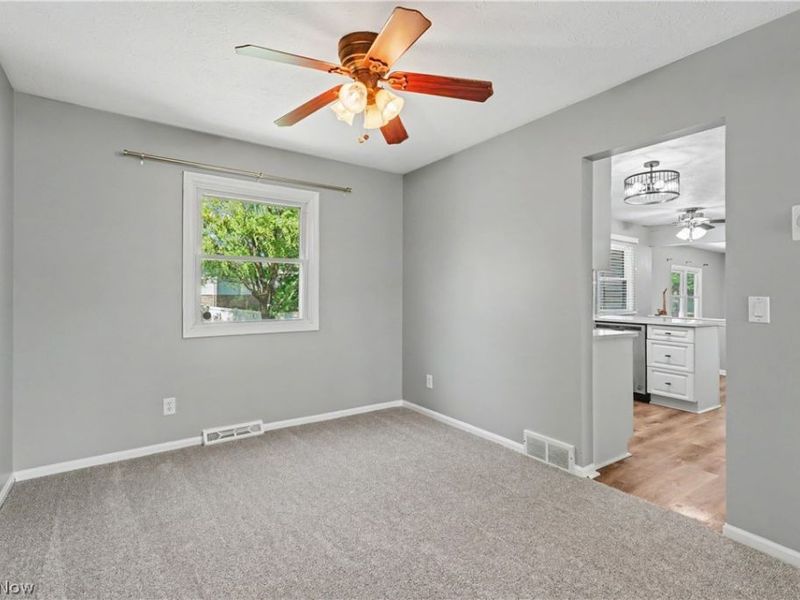 3890 Sanford Drive, Parma, OH 44134 Photo 12