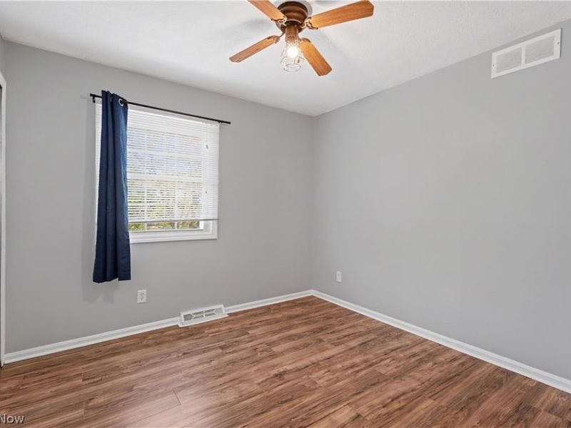 3890 Sanford Drive, Parma, OH 44134 Photo 14