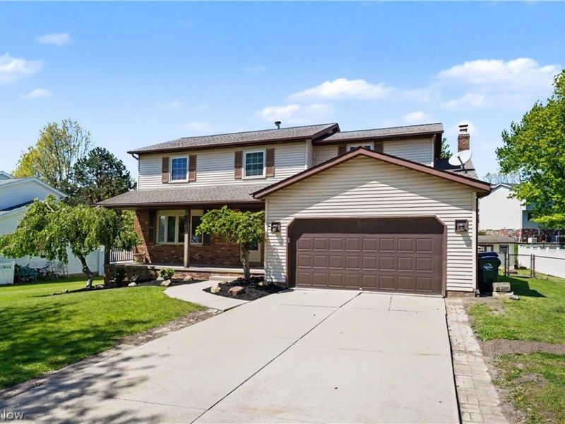 3890 Sanford Drive, Parma, OH 44134 Photo 2