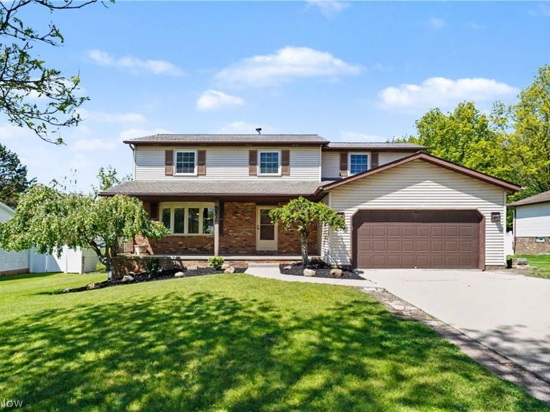 3890 Sanford Drive, Parma, OH 44134 Photo 3