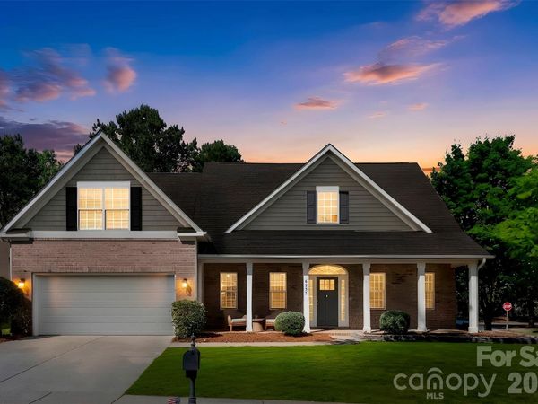 6237 Breckfield Court , Charlotte, NC 28278