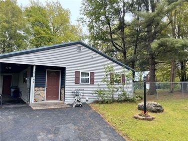 21948 Admirals, Watertown, NY 13601