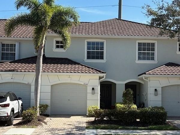 8649 Athena CT, LEHIGH ACRES, FL 33971