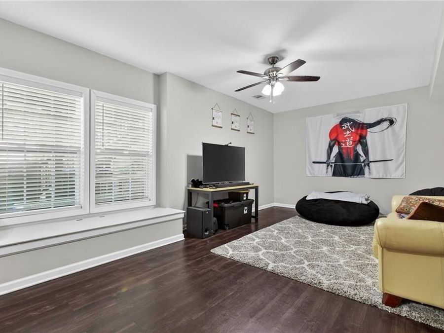 Property Image 50