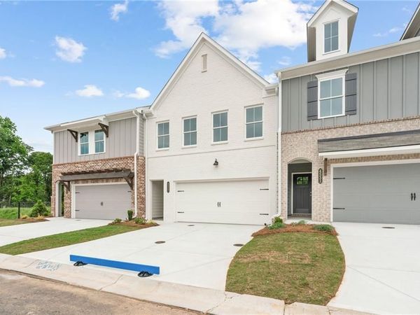 4627 Moray Drive , Mableton, GA 30126