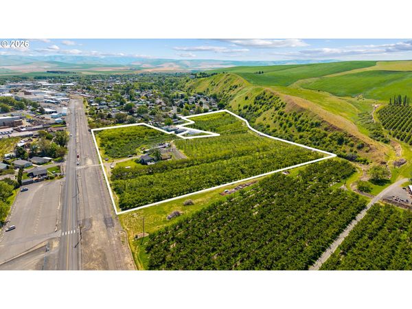 633 County RD, Milton-Freewater, OR 97862