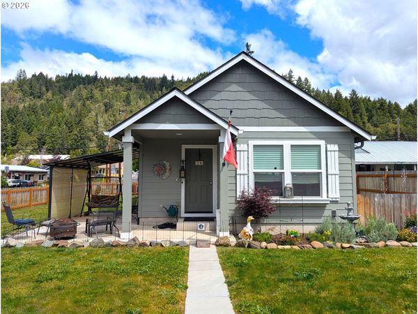 76442 LAUREL ST, Oakridge, OR 97463