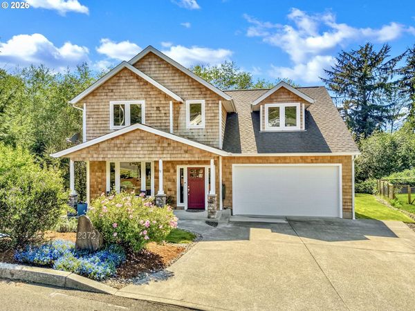 2372 N FORK RD, Seaside, OR 97138