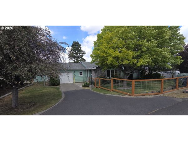 727 NE HICKORY ST, Pilot Rock, OR 97868