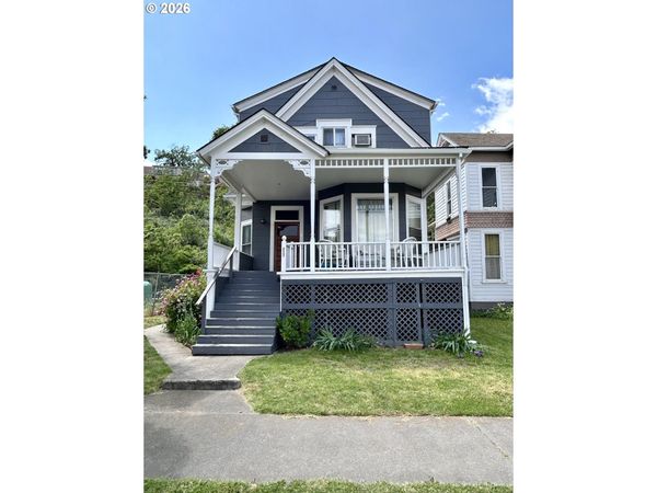 506 E 4TH ST, The Dalles, OR 97058