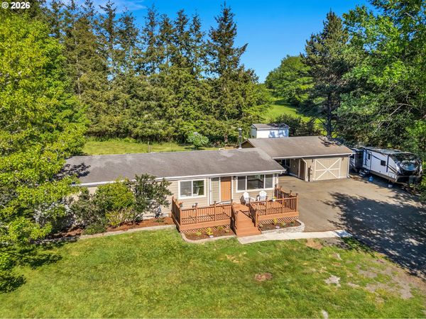 90465 Peter Johnson RD, Astoria, OR 97103