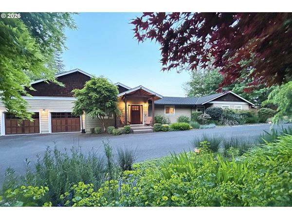 31050 SW RIVERWOOD DR, West Linn, OR 97068