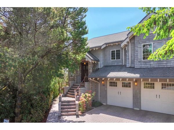 15 SEA WATCH CT, Florence, OR 97439