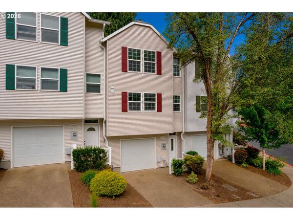 10465 SW COUGAR LN, Beaverton, OR 97003