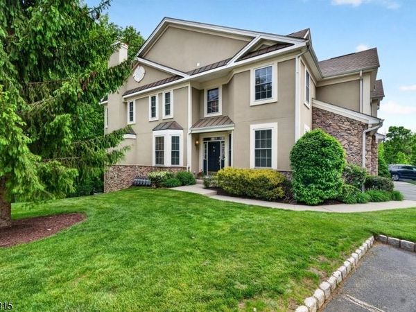 56 Glattly Dr, Denville, NJ 07834