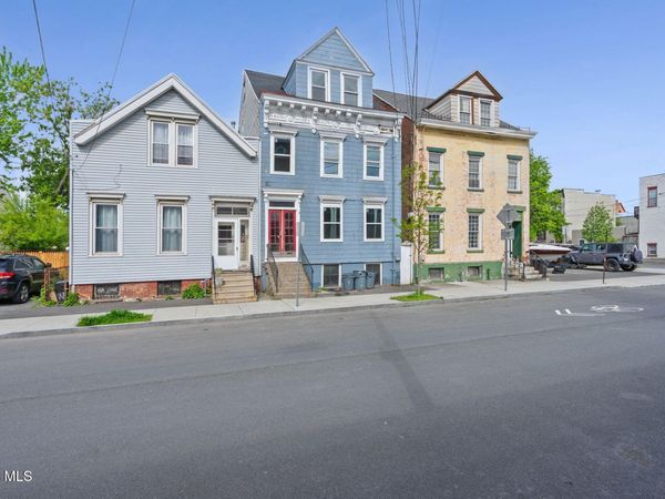 5 West Street, Albany, NY 12206