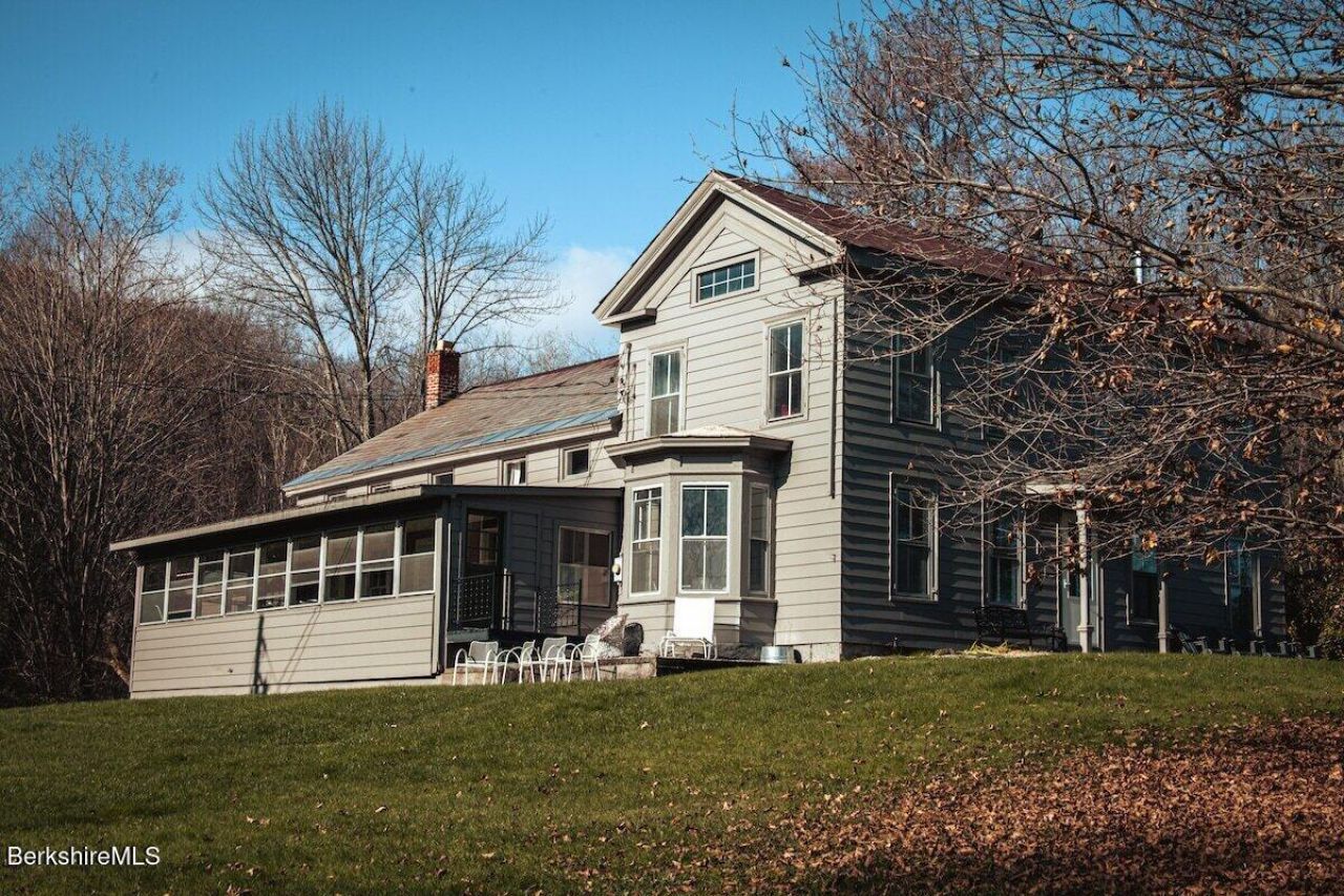 31 Mapletown Rd, Hoosick Falls, NY 12090 Main Photo