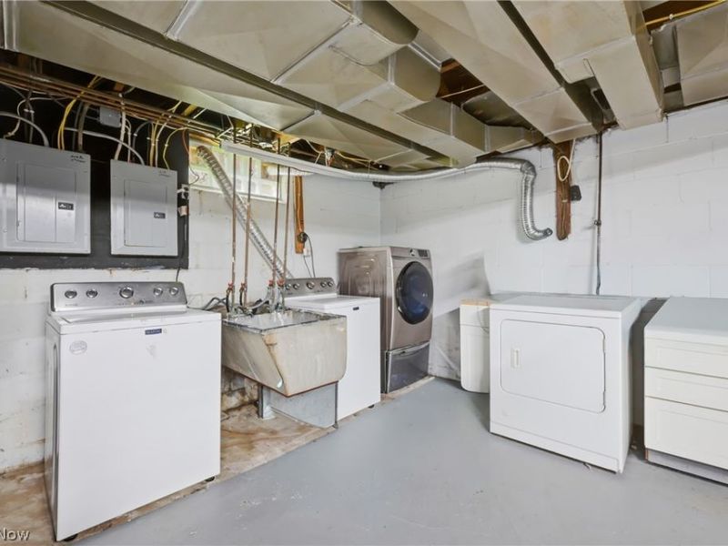 210 5th Avenue, Hubbard, OH 44425 Photo 37