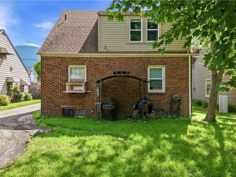 210 5th Avenue, Hubbard, OH 44425 Photo 4