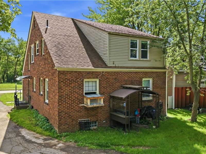 210 5th Avenue, Hubbard, OH 44425 Photo 5