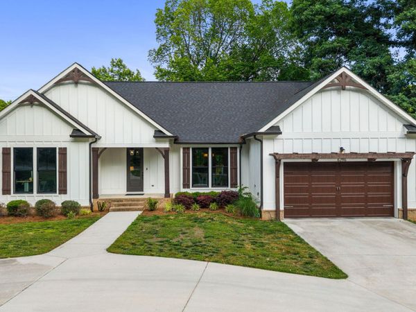 6296 Fairview Road, Hixson, TN 37343